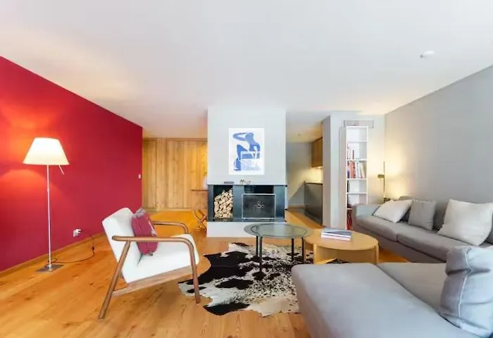 Alpine Panorama Spacious Mountain Retreat