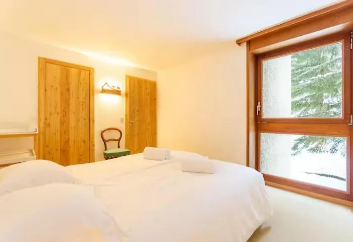 Дом отдыха Alpine Panorama Spacious Mountain Retreat Кран-Монтана